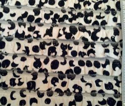 10C-104 Black/White Ruffle