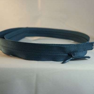 Jewel Unique Invisible Zipper 22"