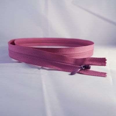 Magenta Unique Invisible Zipper 24"