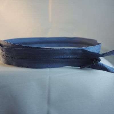 Periwinkle Unique Invisible Zipper 22"