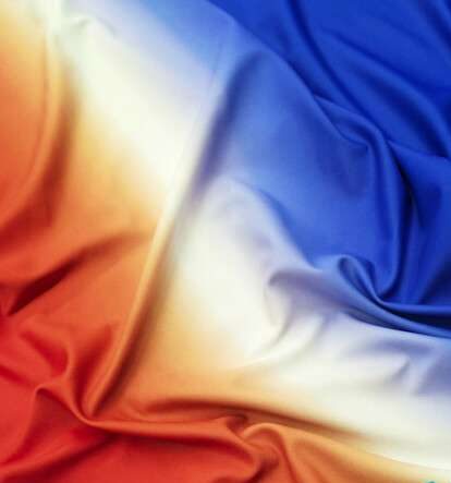 8R-117 Blue-White-Red Ombre